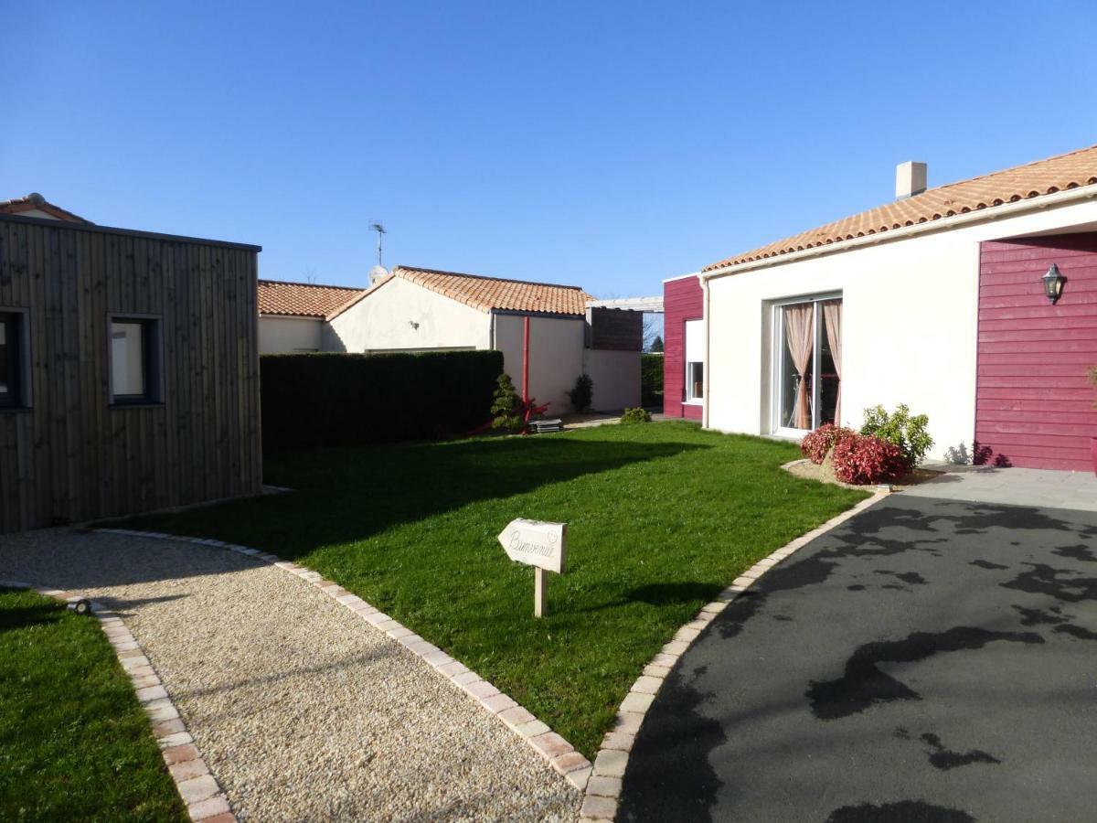 La Cabane Du Bonheur Les Herbiers Exteriör bild